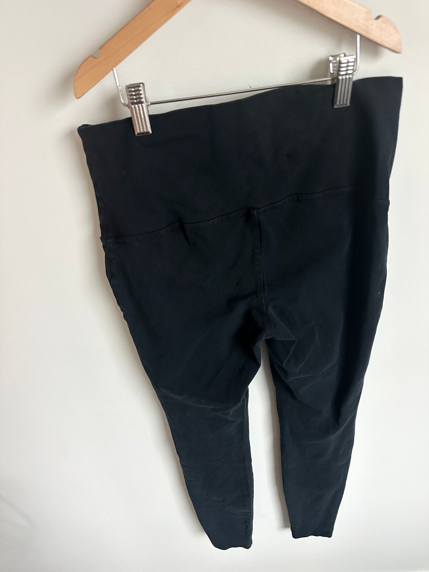 Thyme Thick Black Maternity Leggings / S