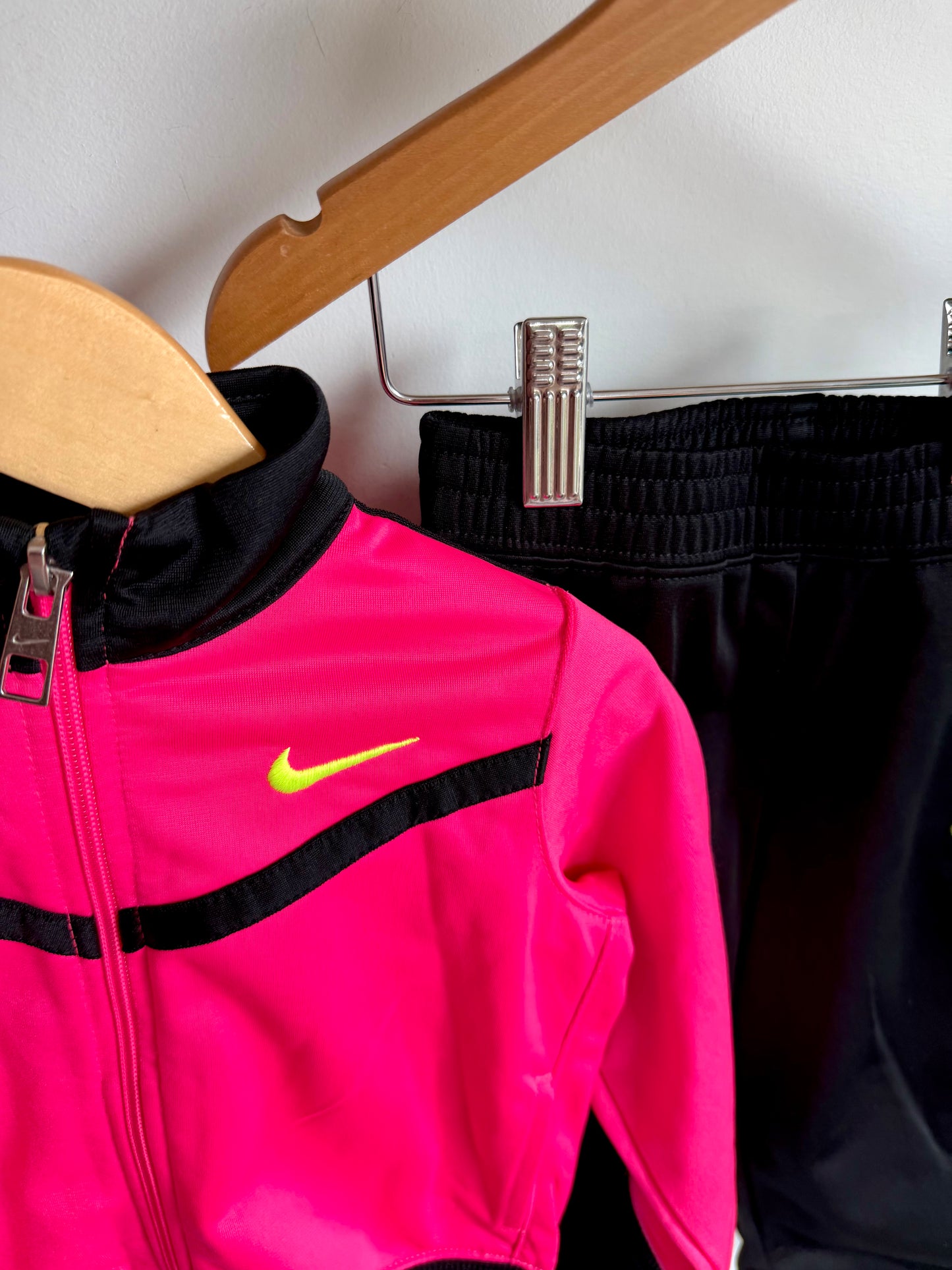Pink Nike Tracksuit Set (with Tags)/ 18m