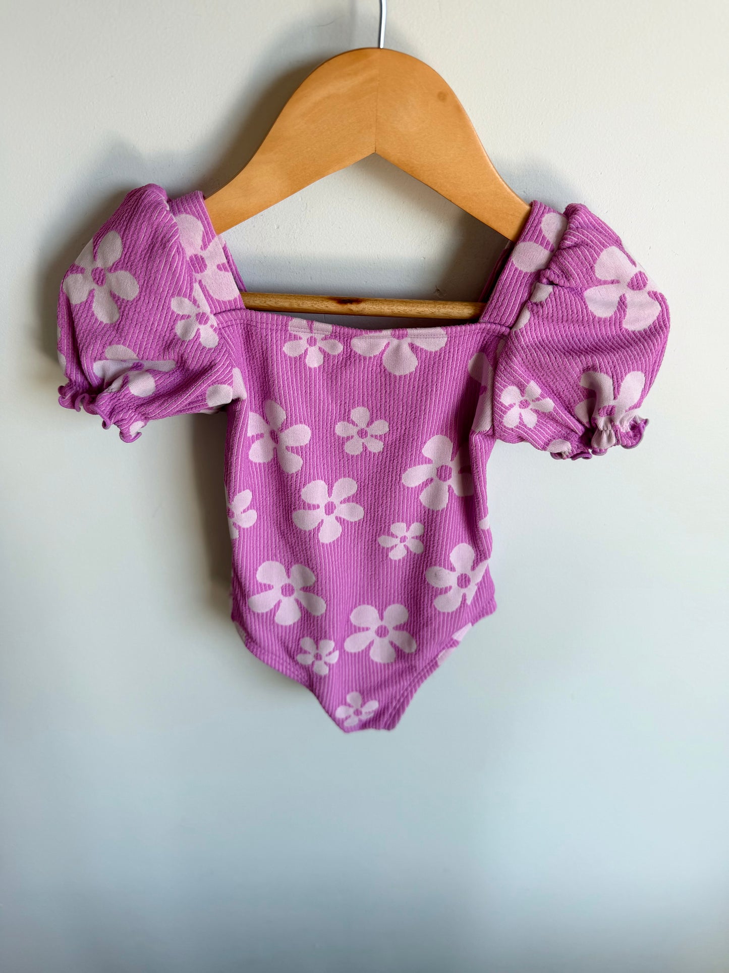 Lilac Bilowy Sleeve Flower Swimsuit / 2T