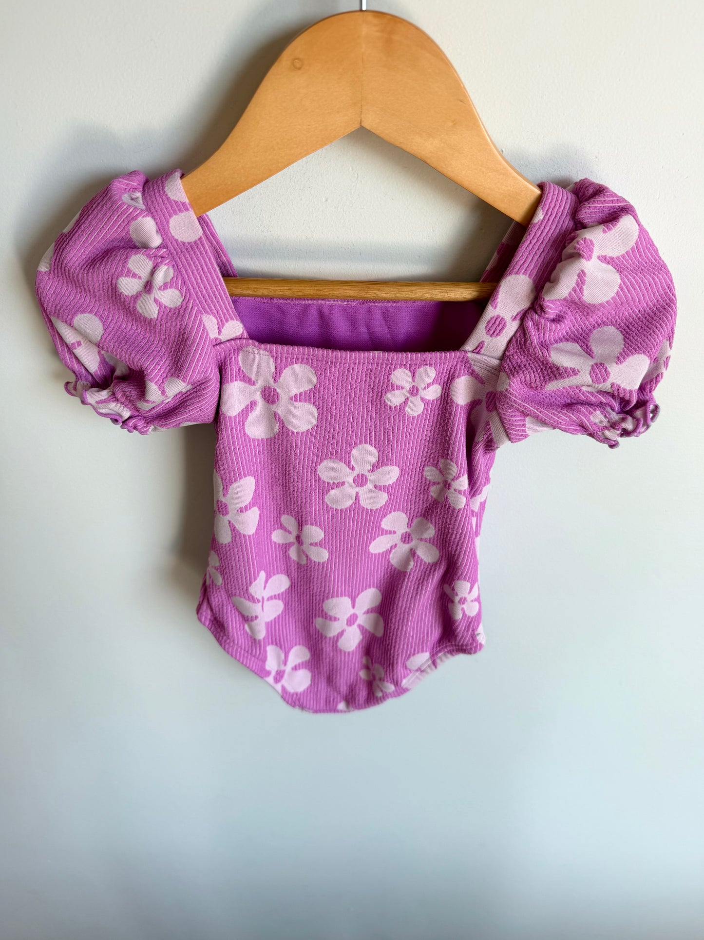 Lilac Bilowy Sleeve Flower Swimsuit / 2T