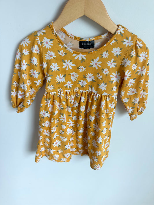 Daisy Yellow Dress (PLAY) / 12m