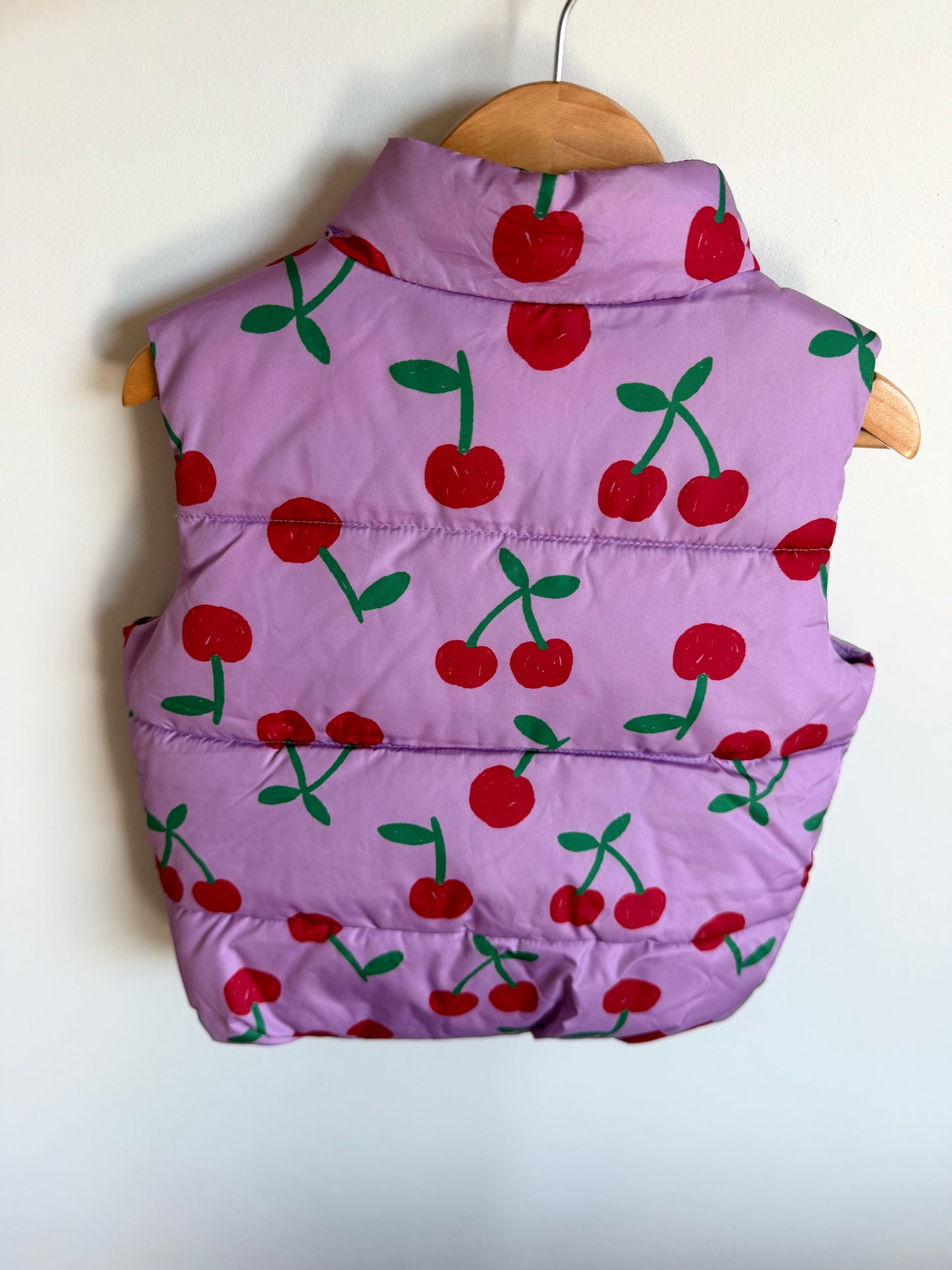 Cherry Puffer Vest / 5 years