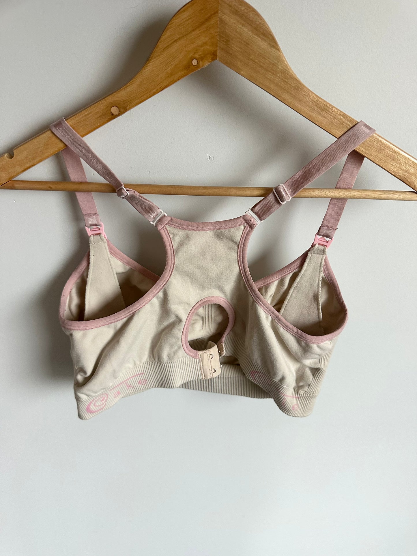Cake Nursing Bra / Medium