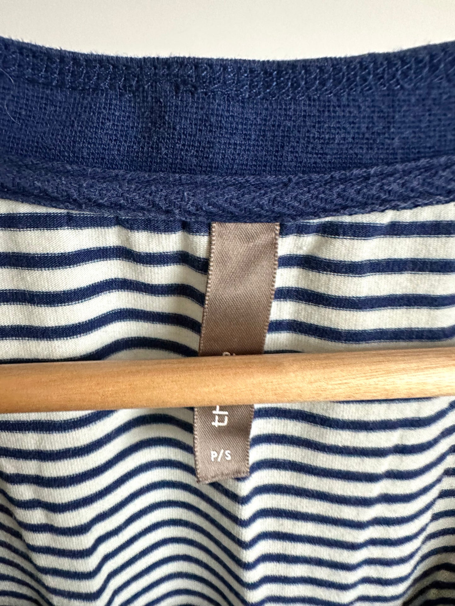 Thyme Blue Striped Nursing Long Sleeve / Small