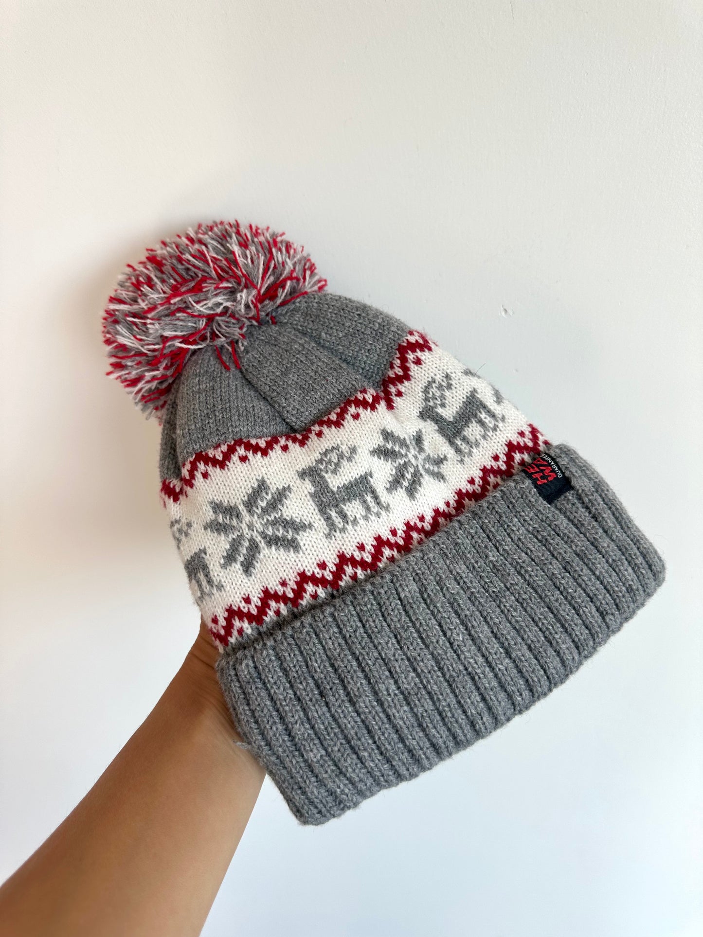 Cozy Grey Toque with Pom Pom / 2-3T