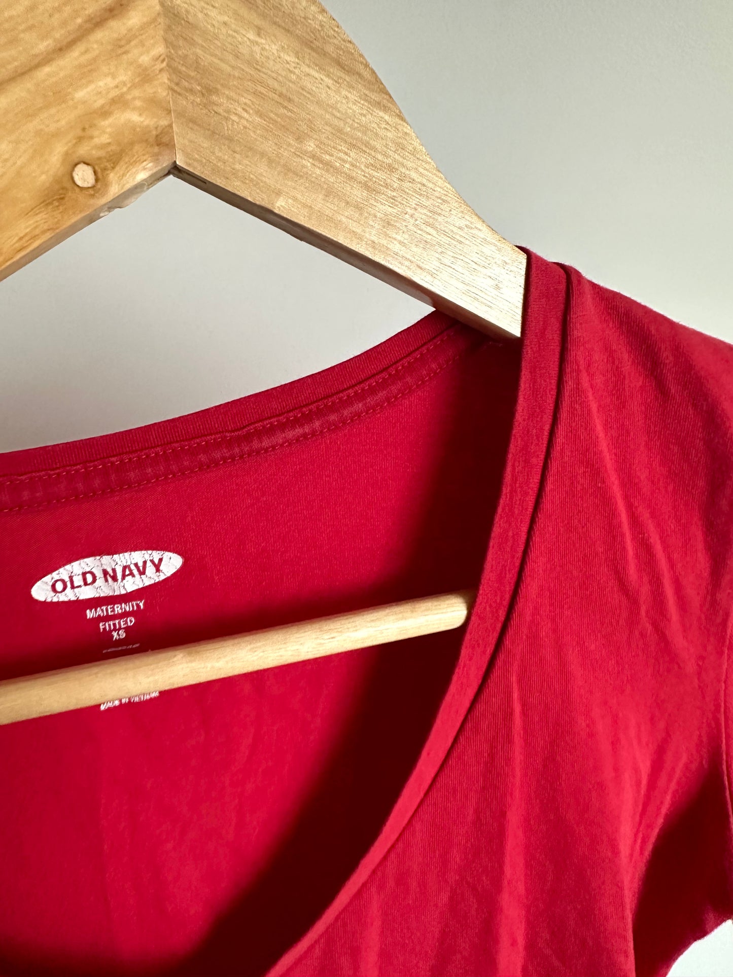 Fitted Red Maternity Long Sleeve / XS