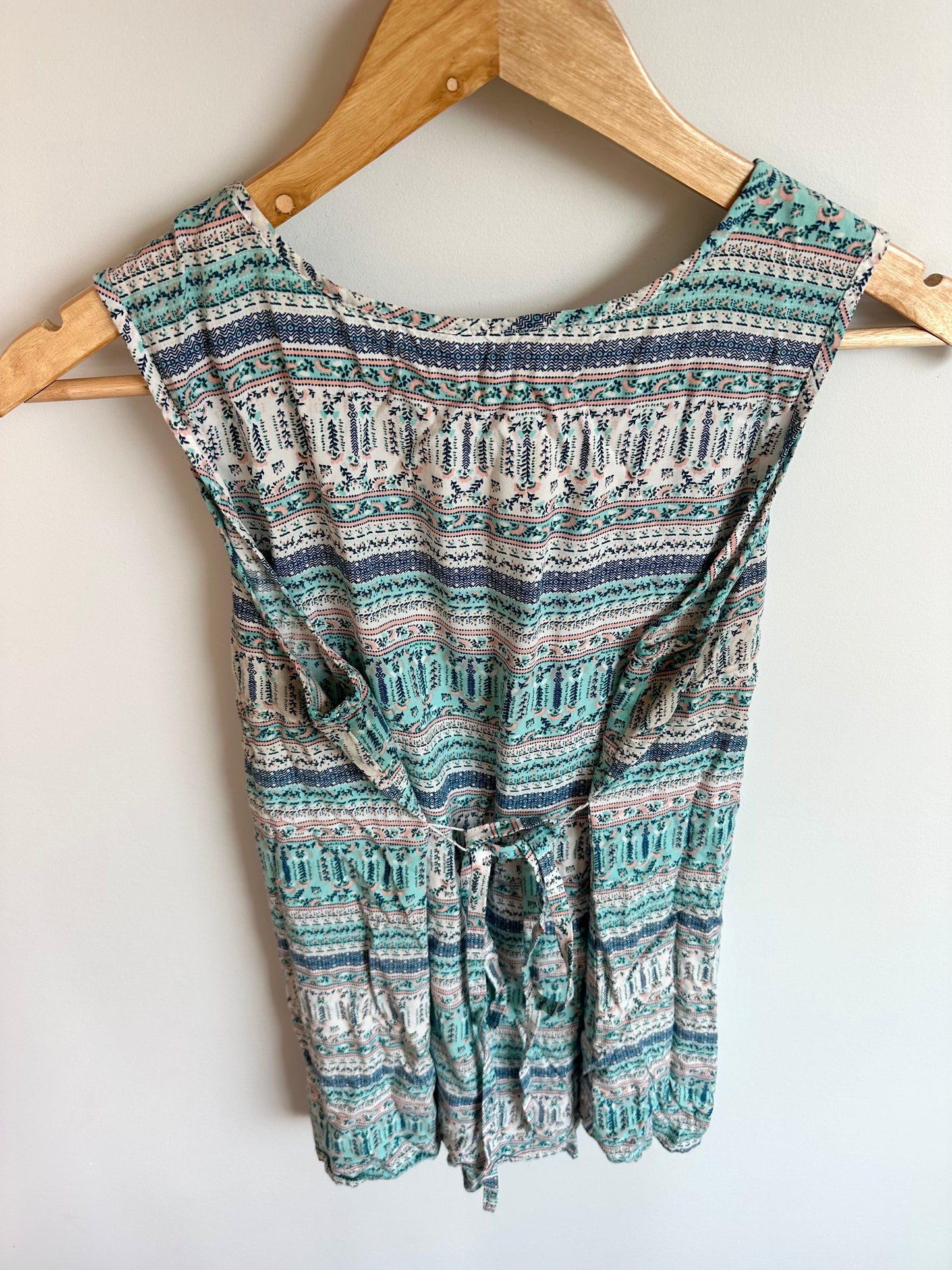 Thyme Patterned Tank / Medium
