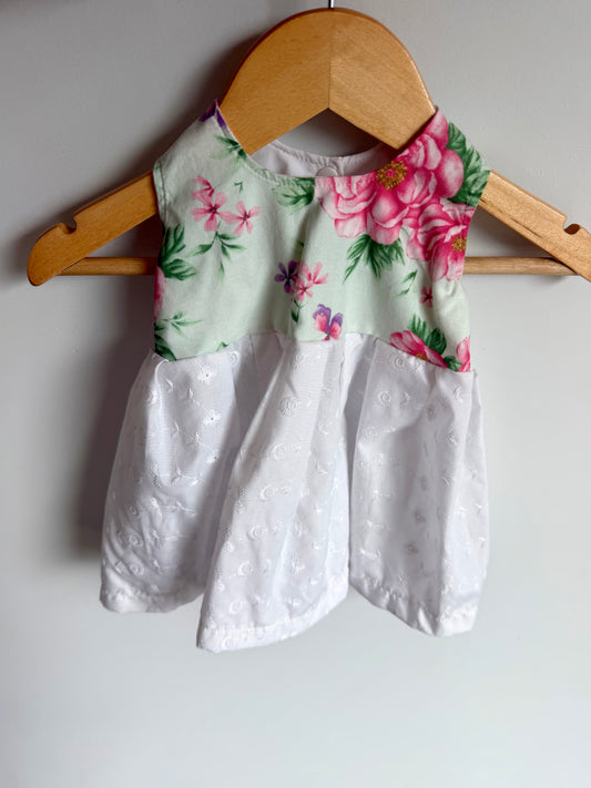 Handmade in Canada Floral + White Eyelet Dress / 6m