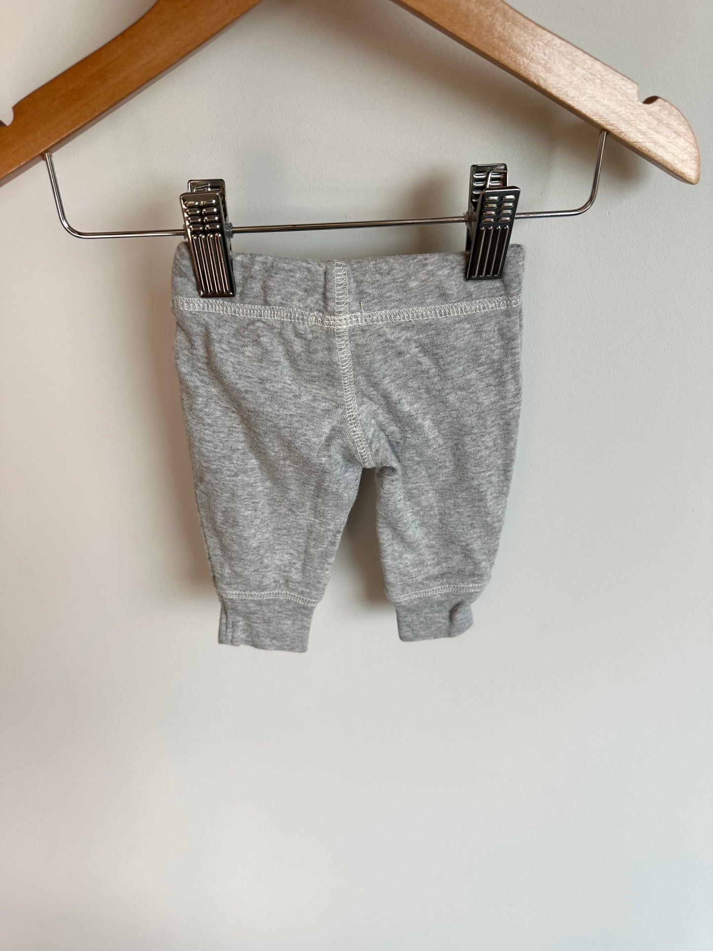 Newborn Grey Pants / 0m