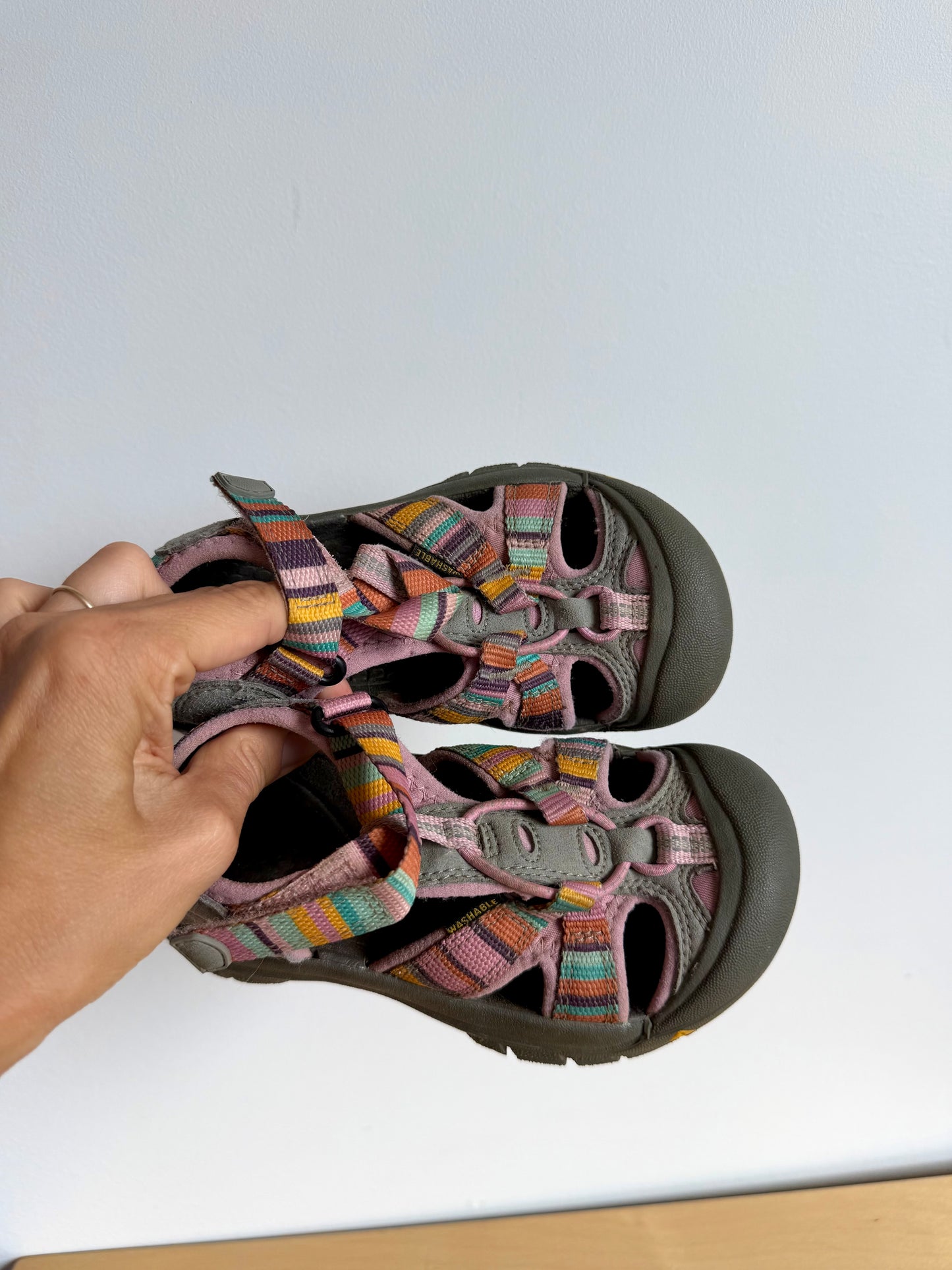 Keen Washable Pink Sandals / Size 11 Little Kid
