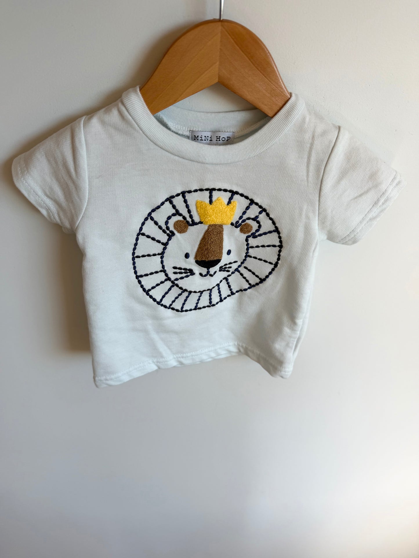 Embroidered Lion T-shirt / 12-18m
