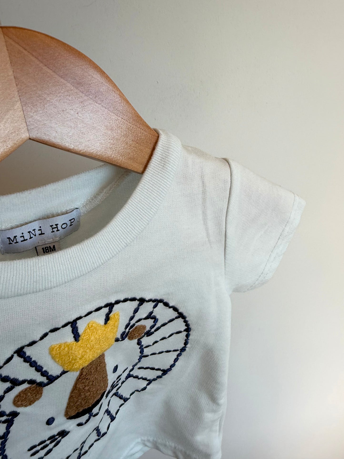 Embroidered Lion T-shirt / 12-18m