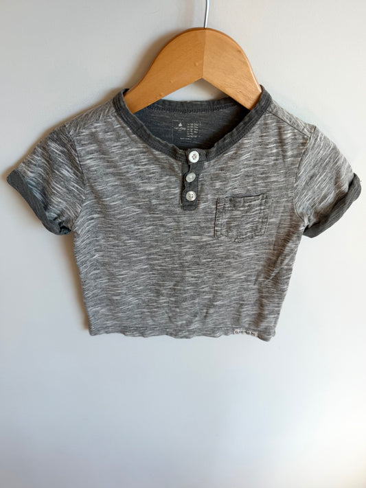 Gap Grey Pocket T-shirt / 12-18m
