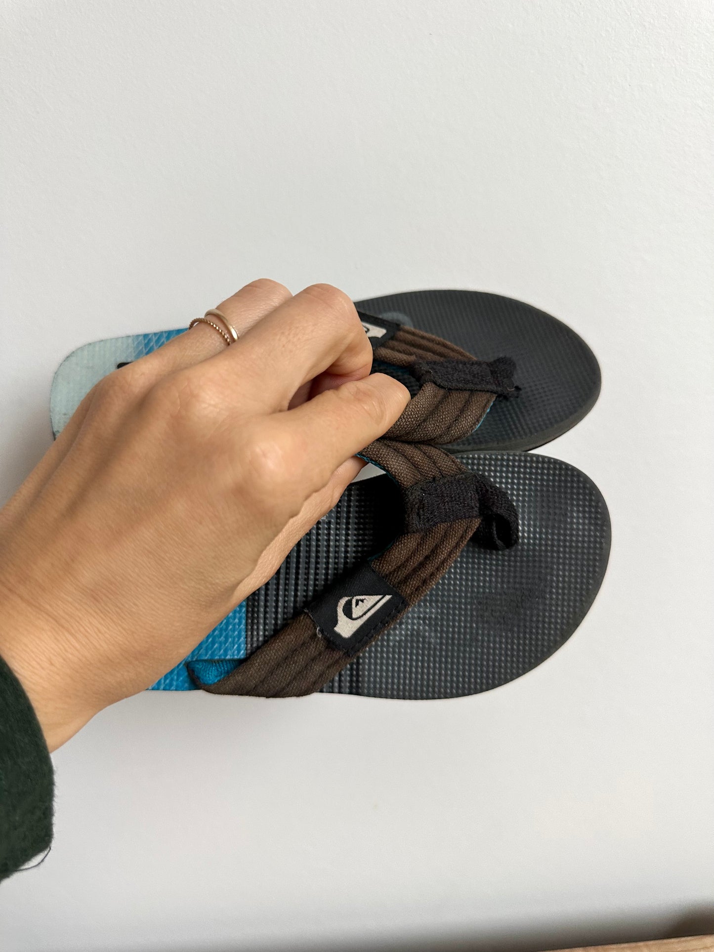 Quicksilver Black + Blue Sandals / Size 12 Little Kid?