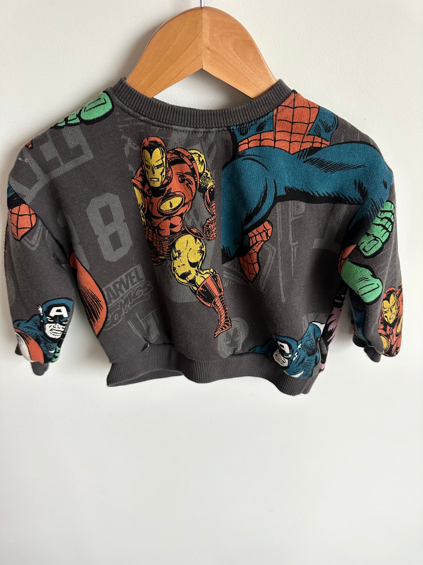 Zara Marvel Crewneck / 12m