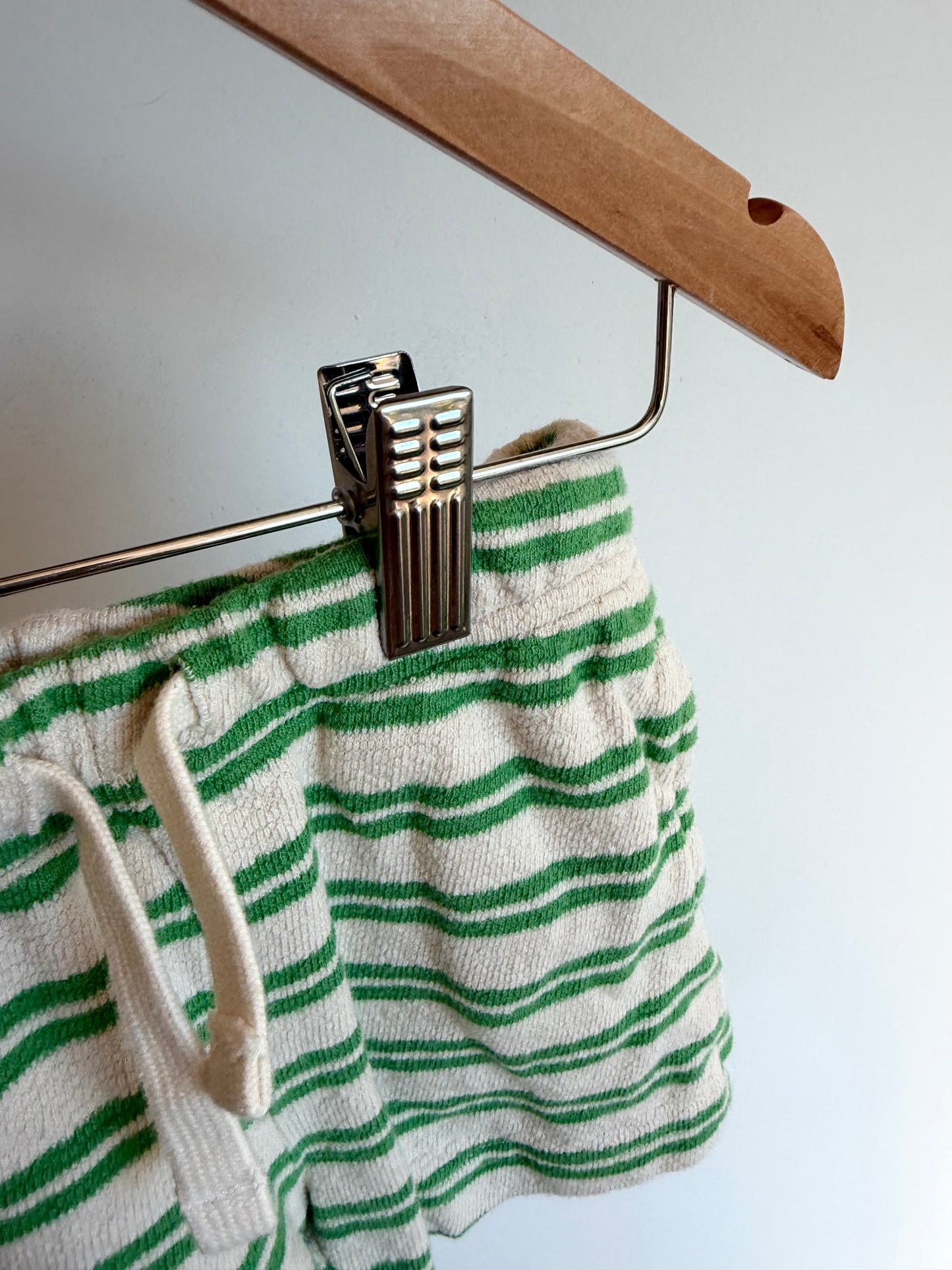 Zara Green Striped Shorts / 12-18m