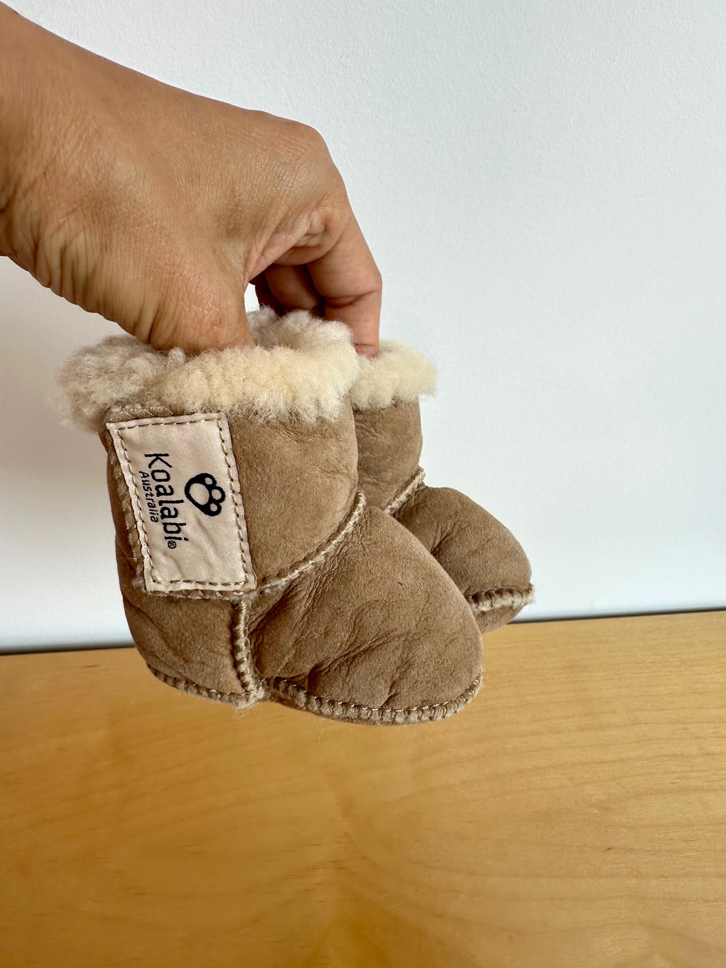 Koalabi 100% Sheepskin Slippers / 0-6m