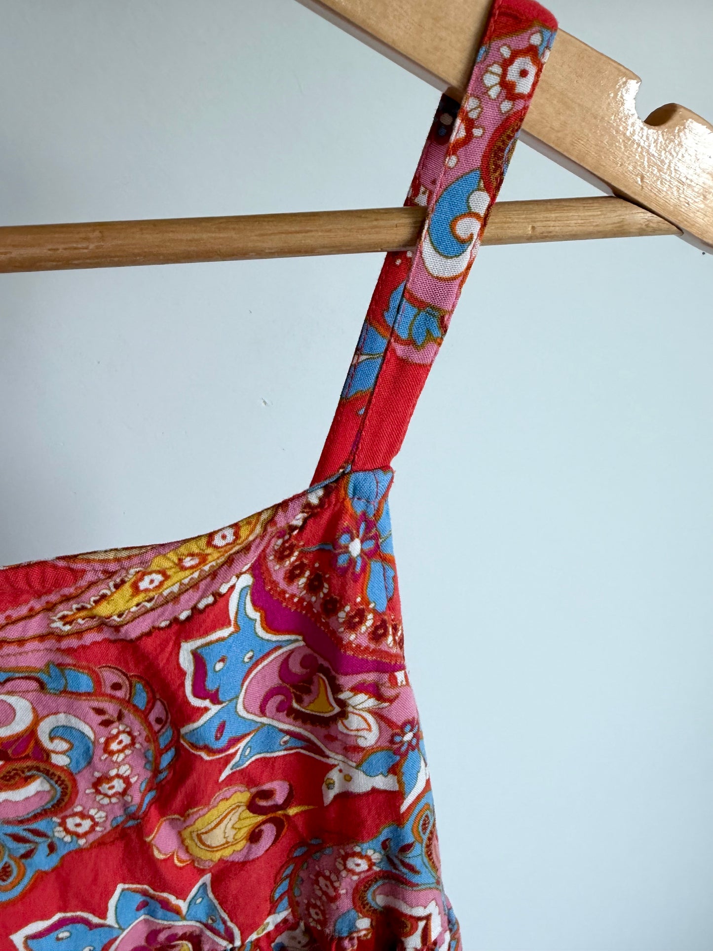 Primark Flourishes Dress / 8-9 years