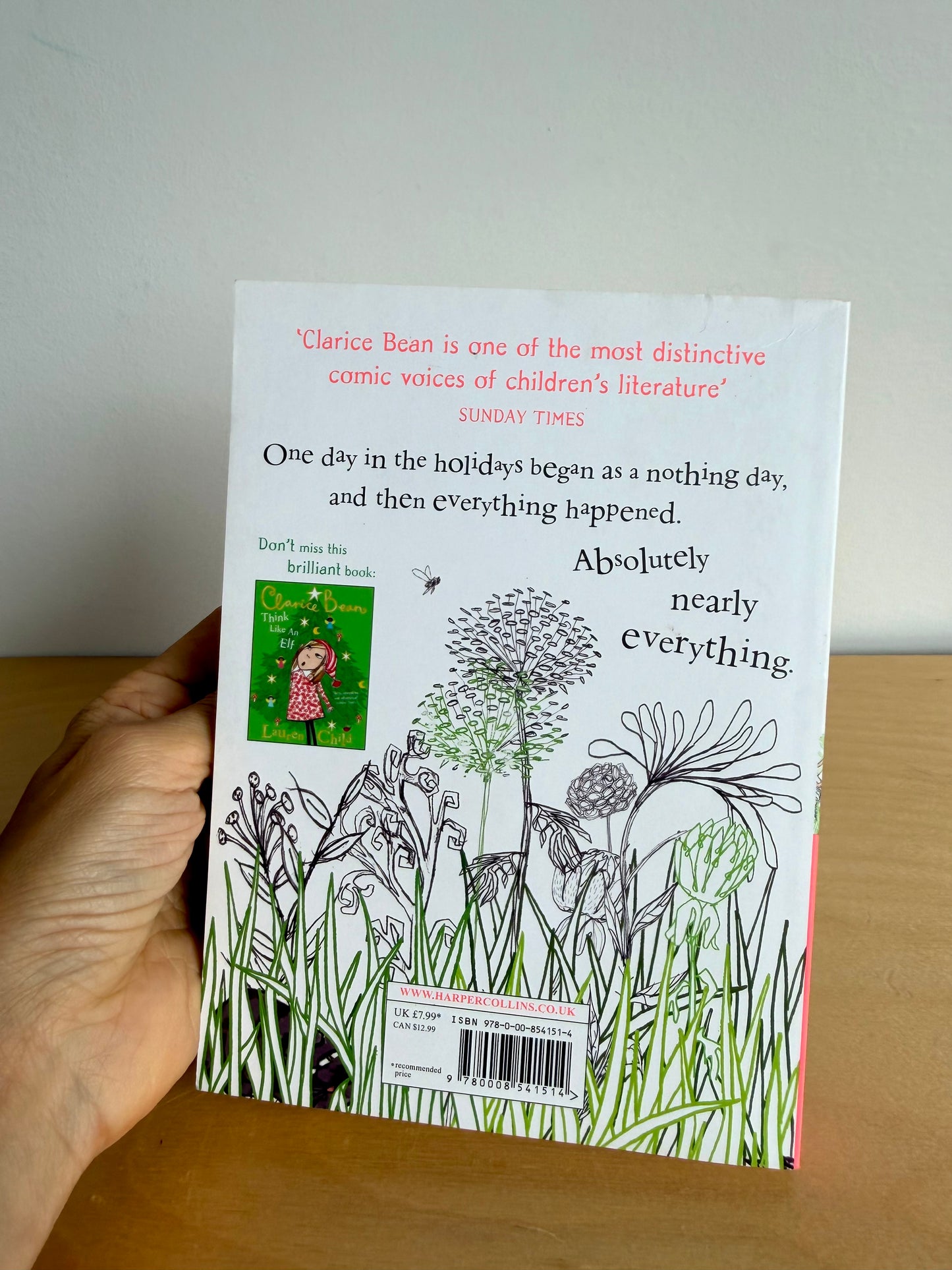 Clarice Bean - Scram! Softcover Novel / 8-10 years