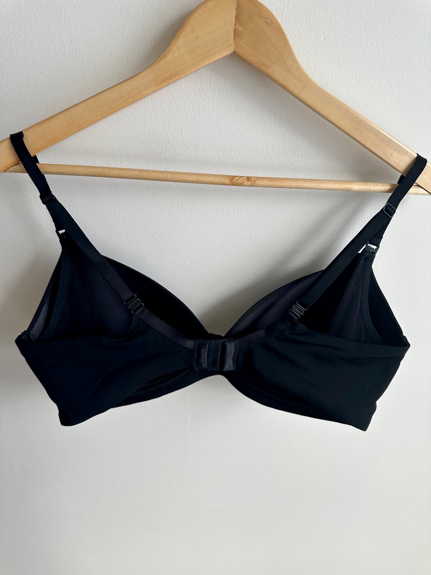 Gap Black Nursing Bra / L