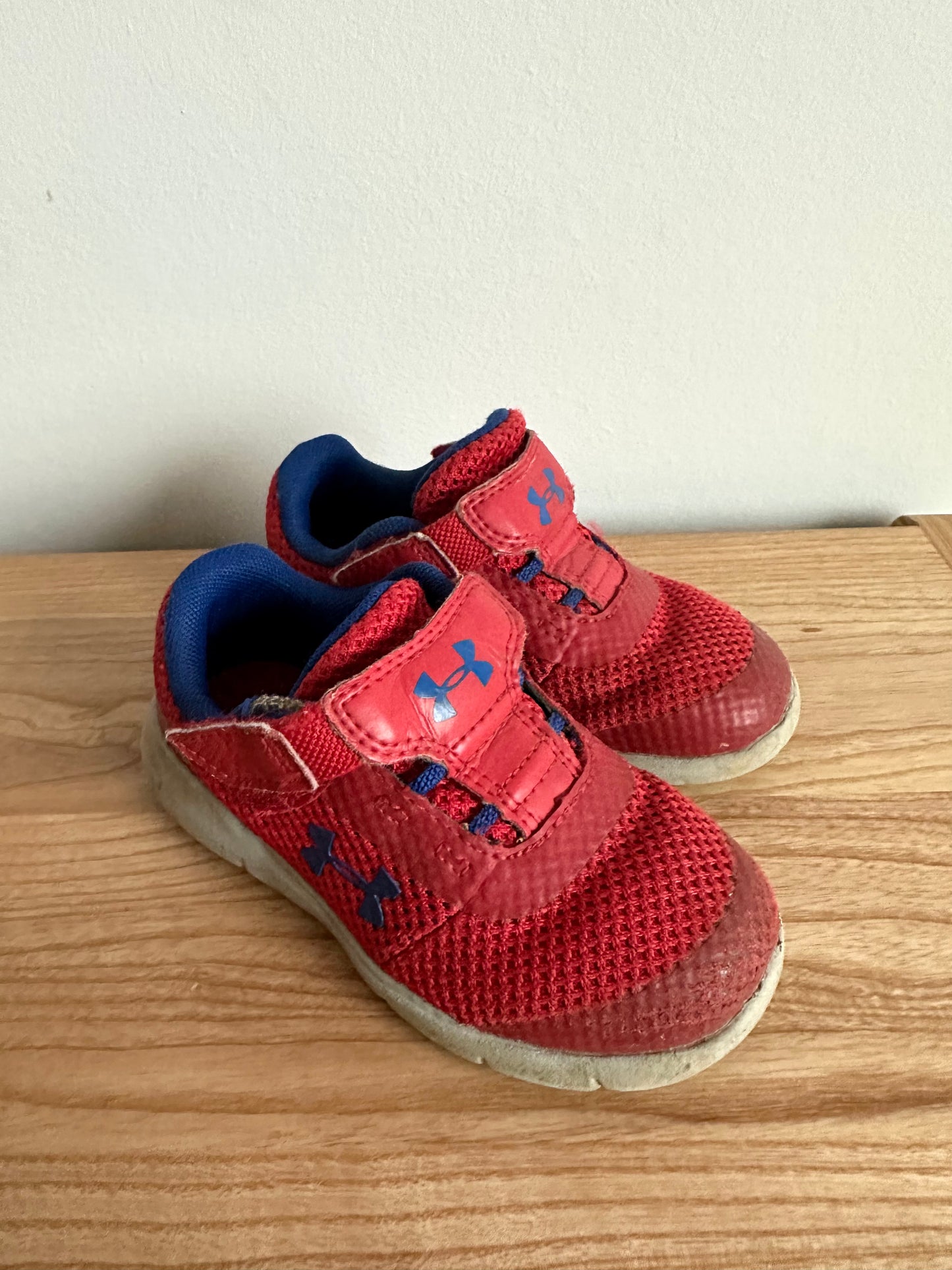 Under Armour Red Shoes / Size 7 Toddler