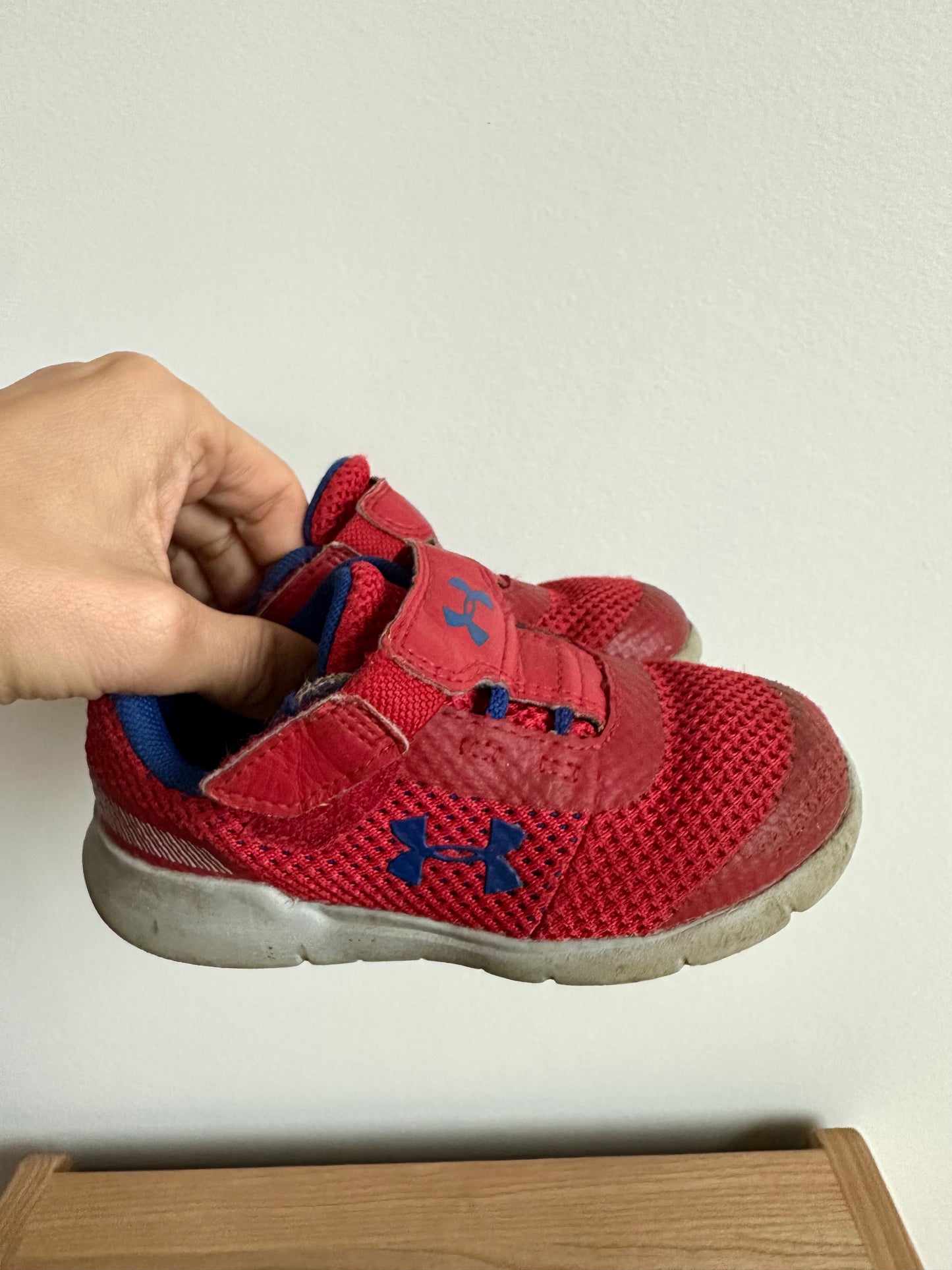 Under Armour Red Shoes / Size 7 Toddler