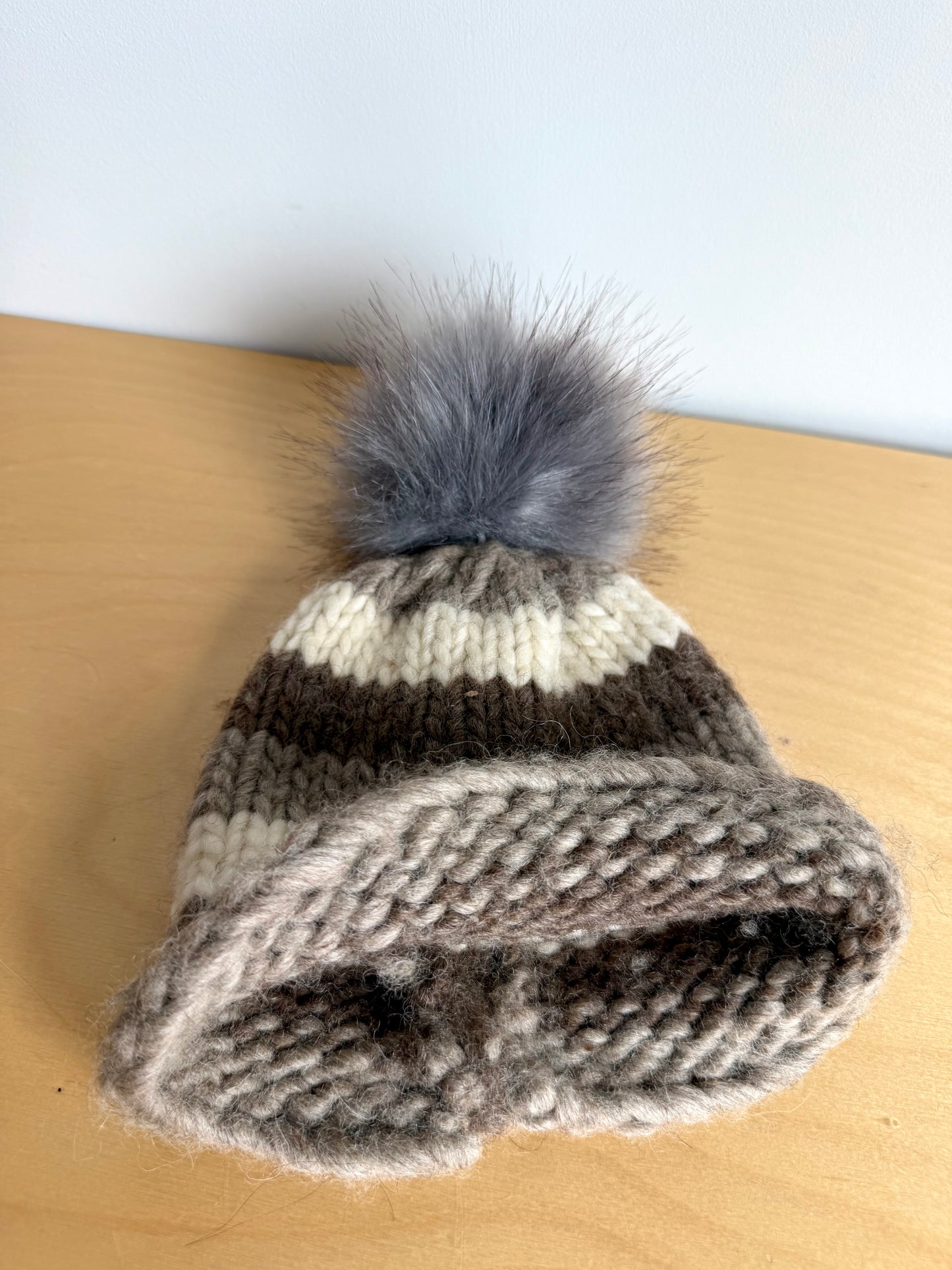 Knit Toque with Pom Pom / 6-12m