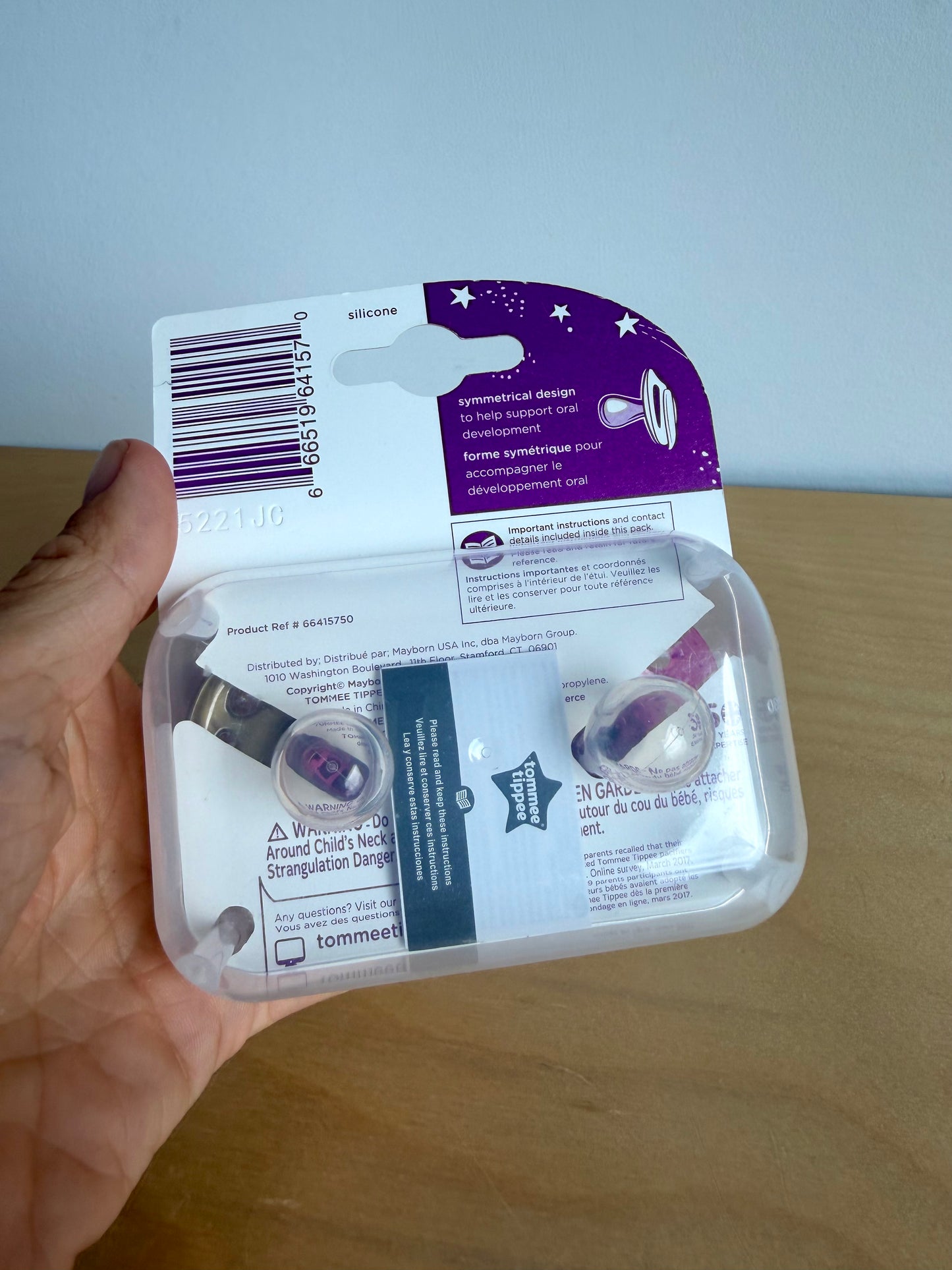 Tomee Tippee Orthodontic Glow in the Dark Pacifiers (2 In Package) / 18-36m