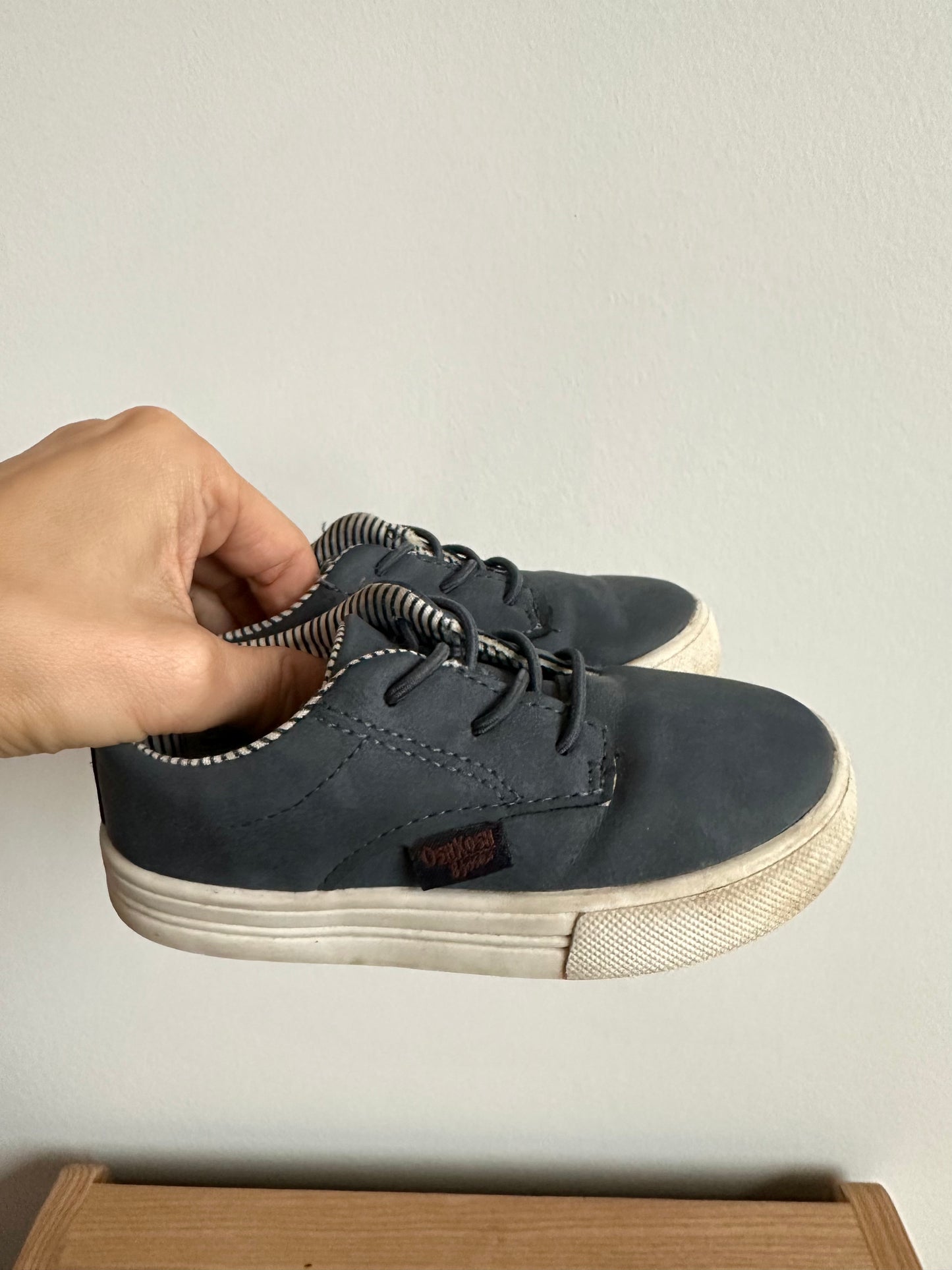 Dusty Blue Grey Shoes / Size 7 Toddler