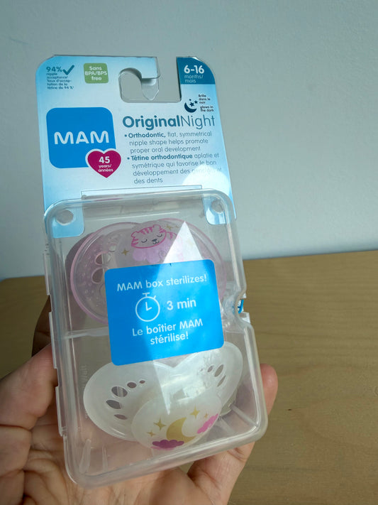 Mam Orthodontic Glow in the Dark Pacifiers (2 In Package) / 6-16m