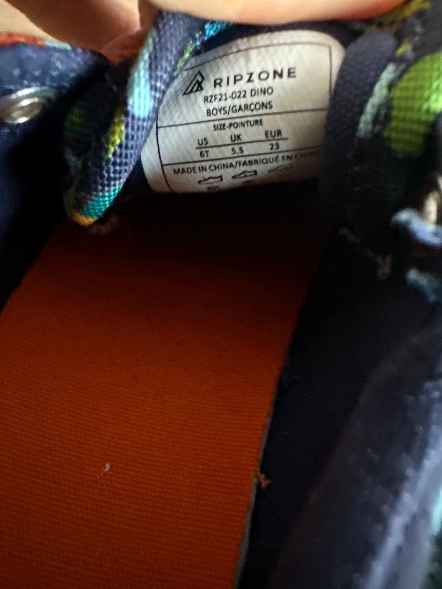 Ripzone Dino Shoes / Size 6 Toddler