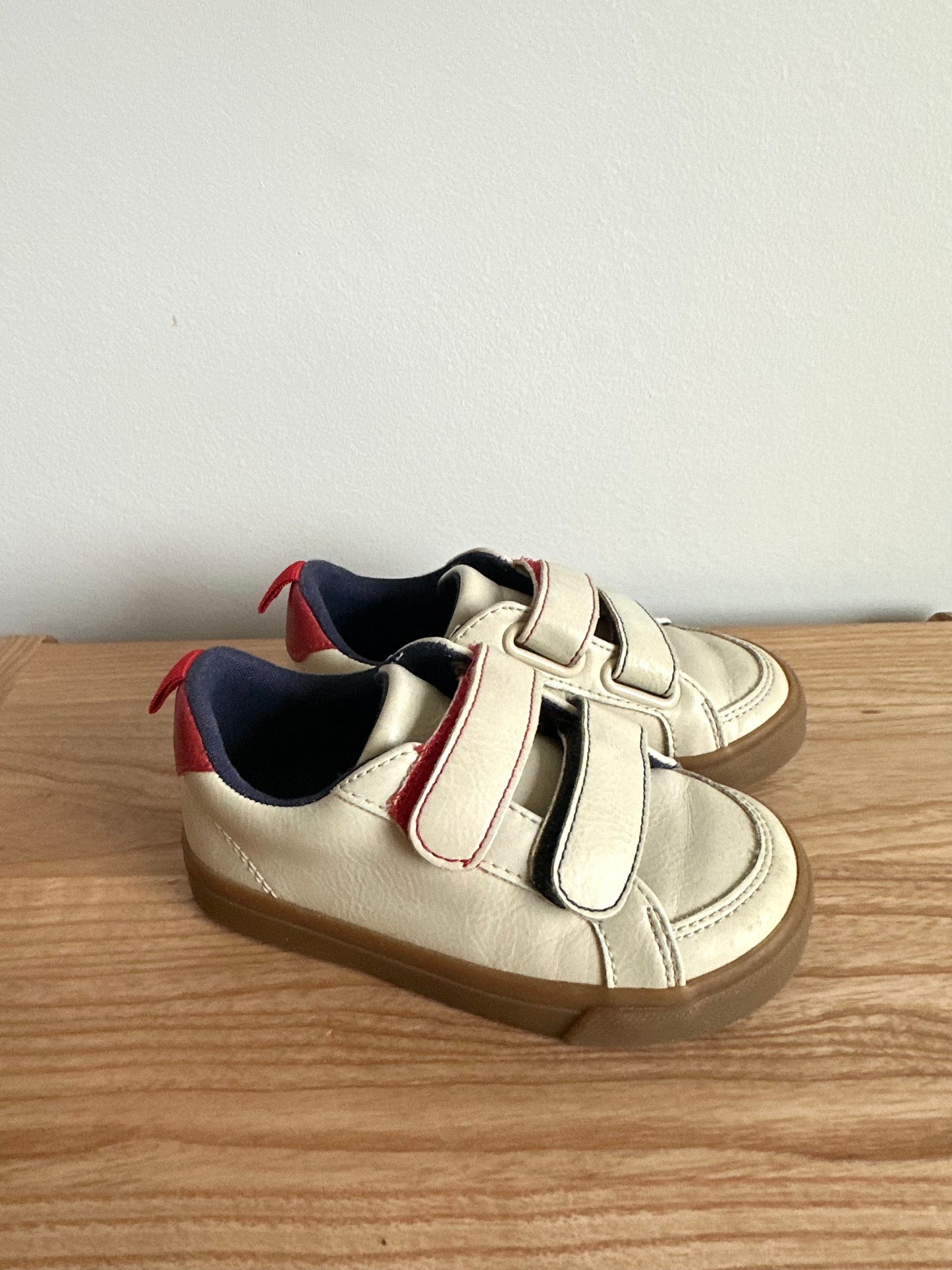 Cream Velcro Shoes / Size 7 Toddler