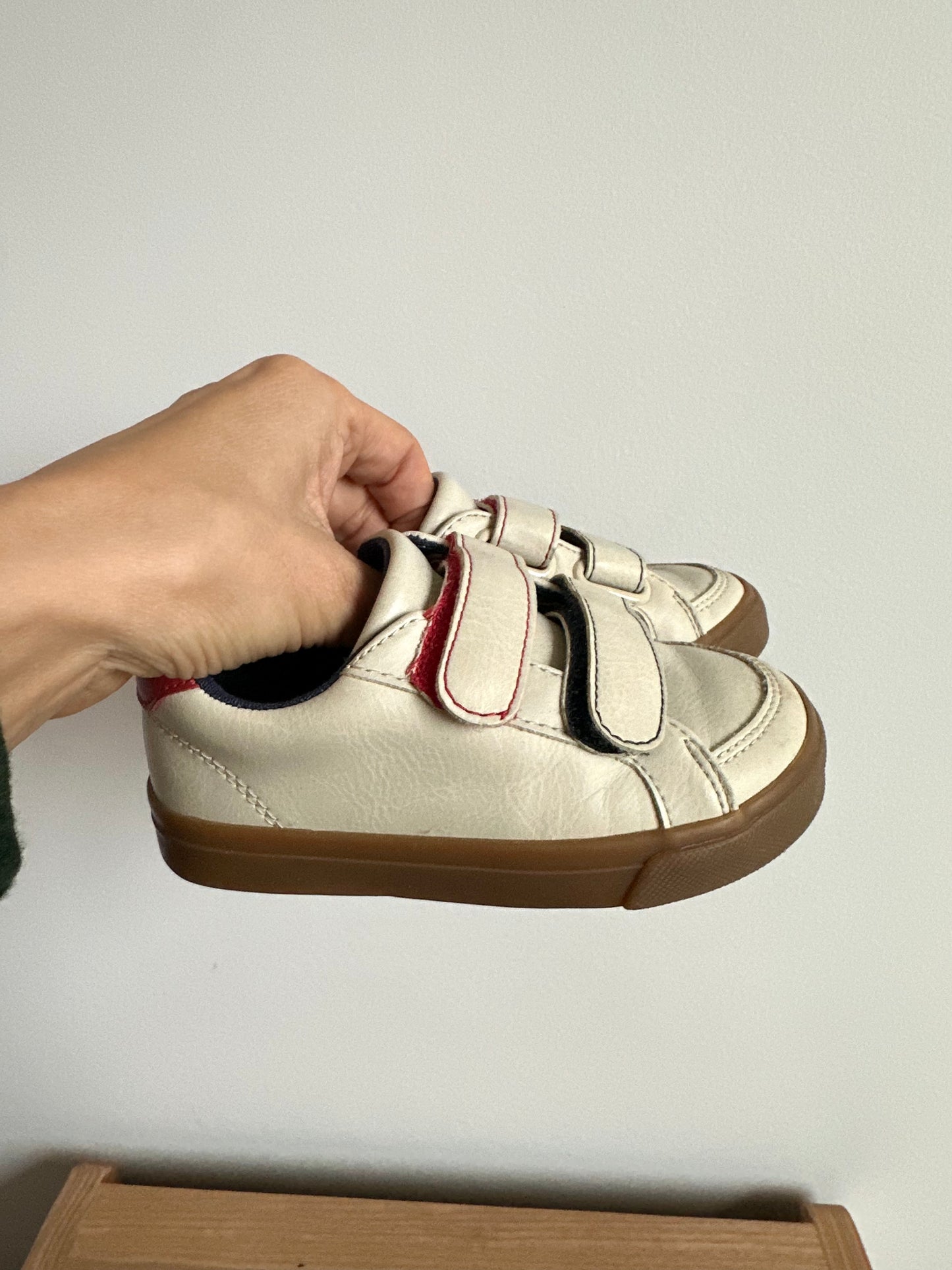 Cream Velcro Shoes / Size 7 Toddler