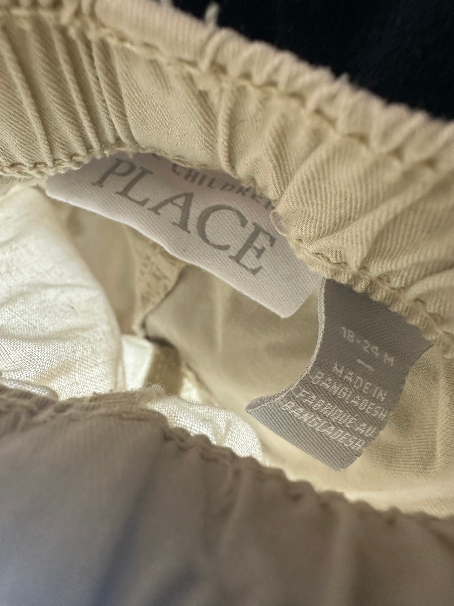 Tan Shorts / 18-24m