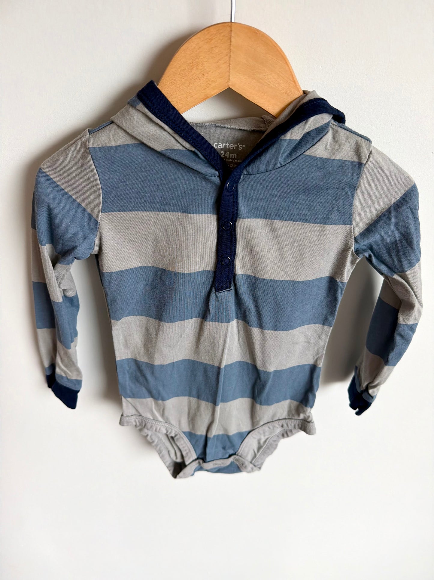 Long Sleeve Hooded Bodysuit / 24m