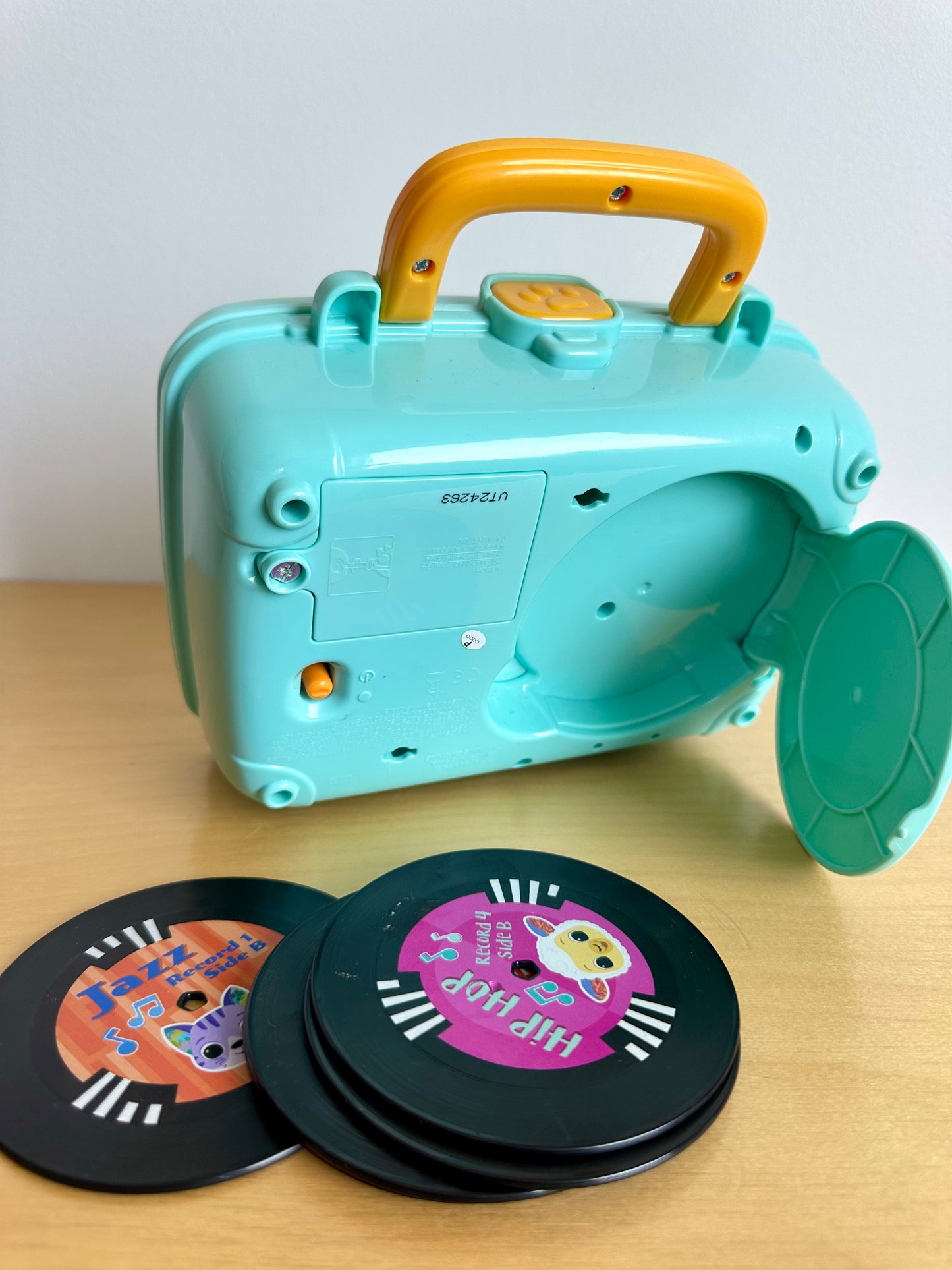 Vtech DJ Scratch Cat Record Player Toy (No Shipping)