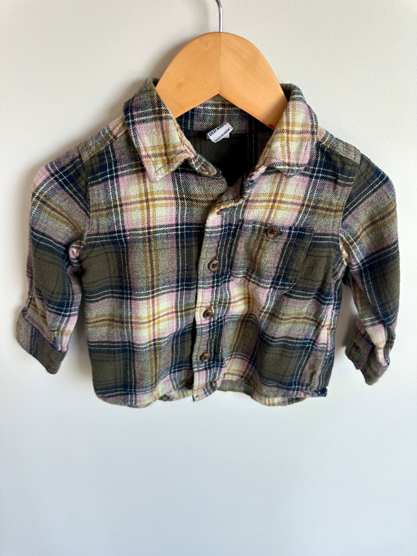 Plaid Button Up Top / 12-18m