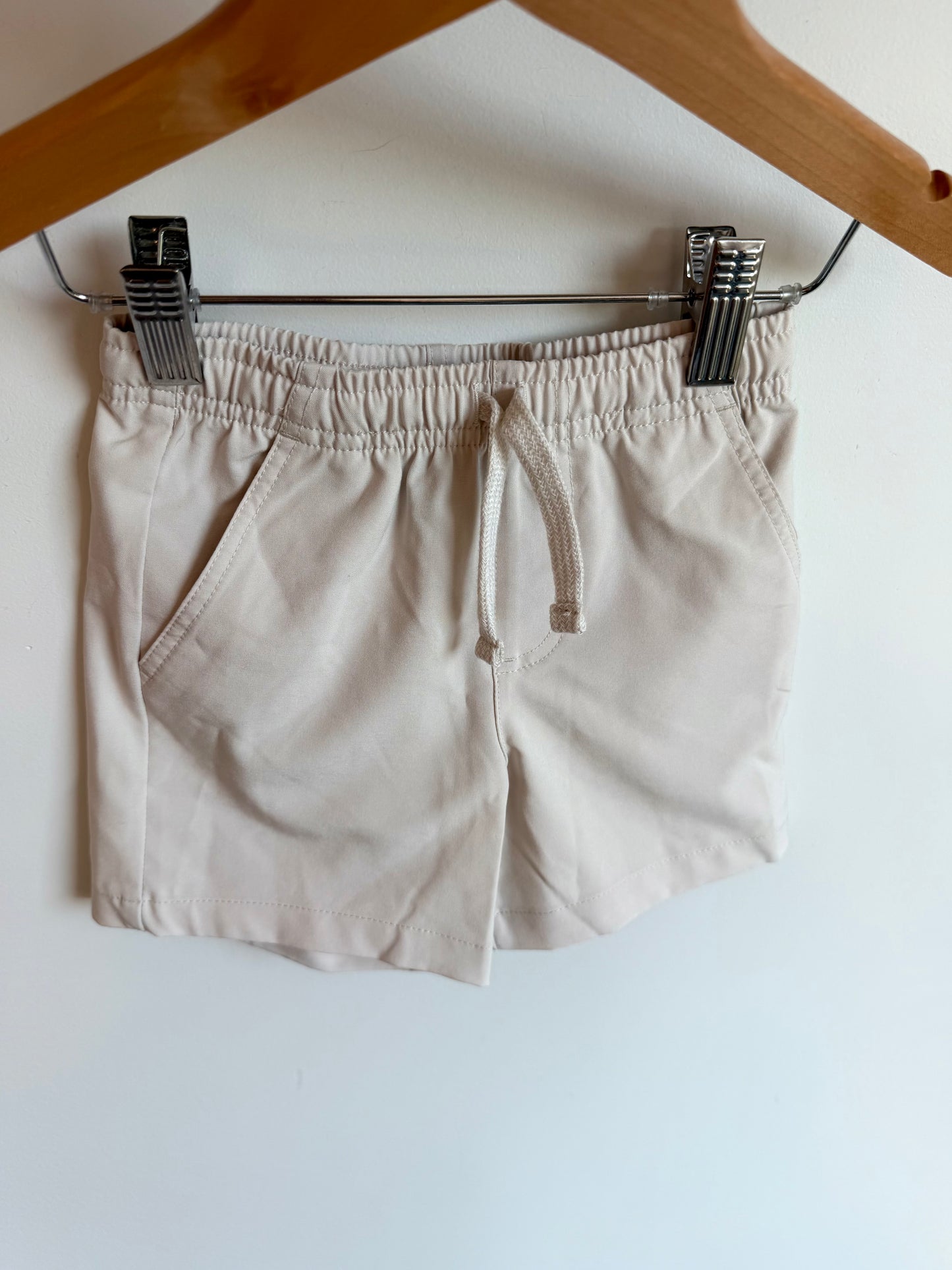 Cream Drawstring Shorts / 2T