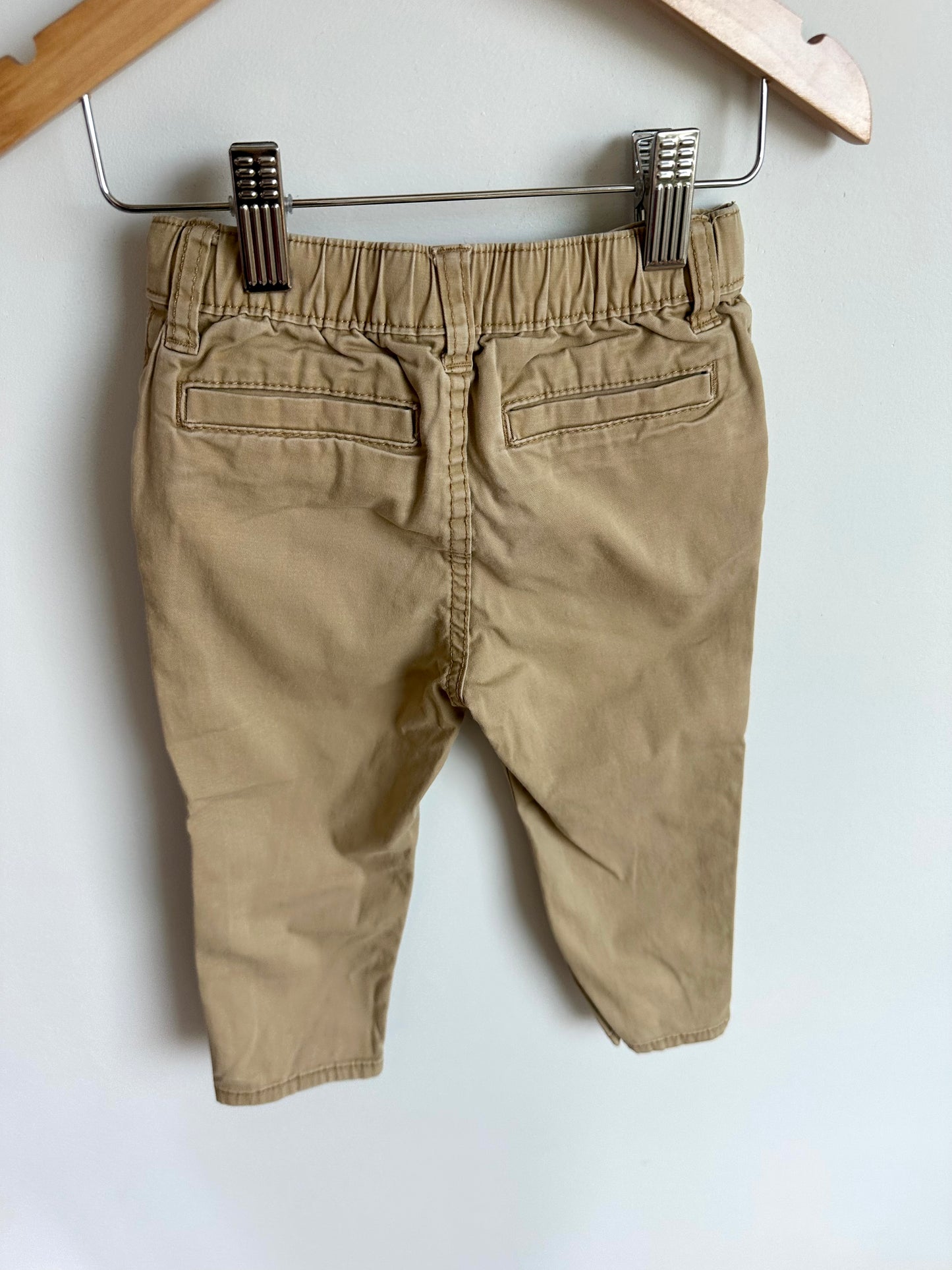Tan Slacks with Pockets / 24m