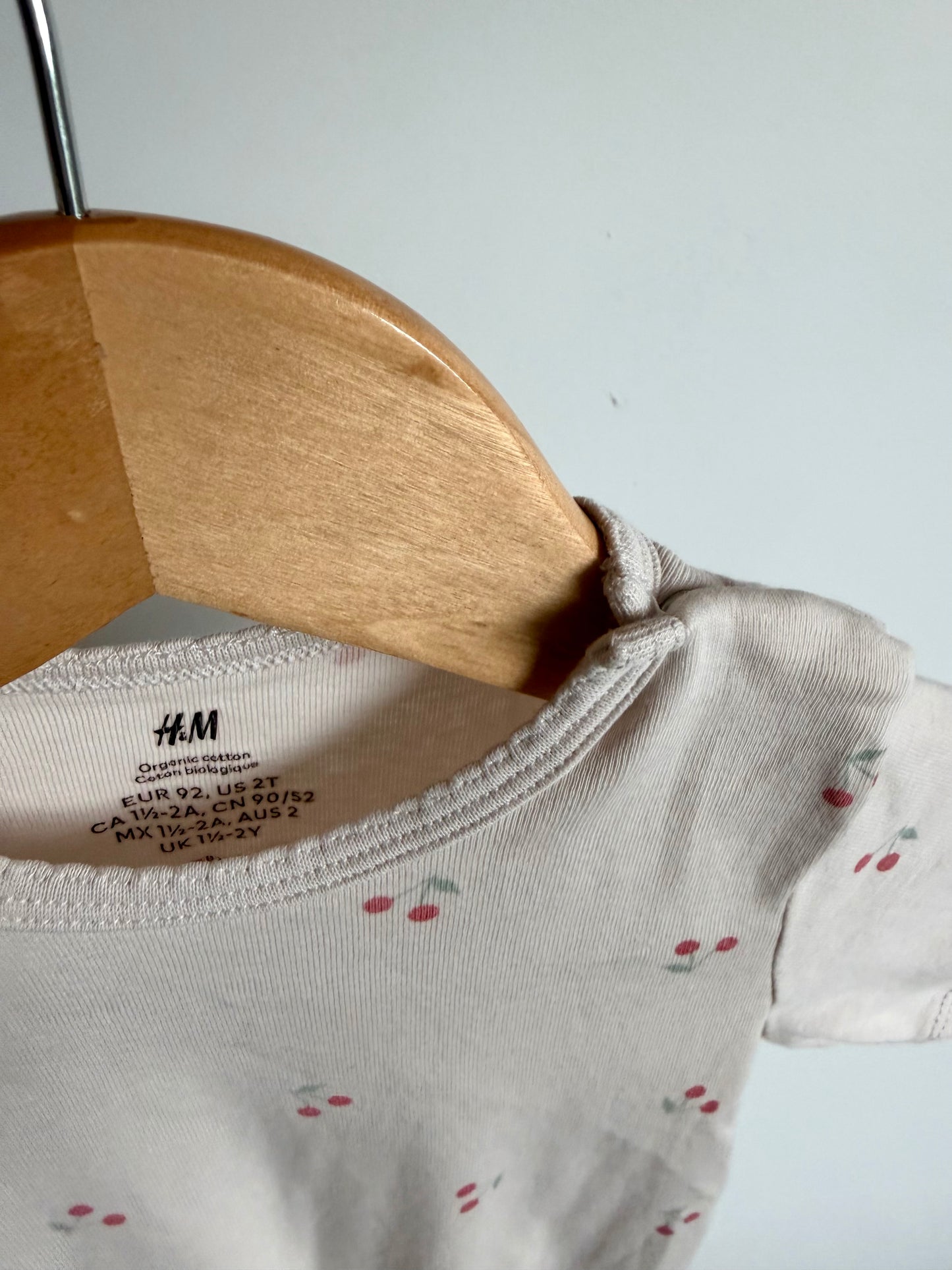 H&M Cherry Bodysuit / 18-24m