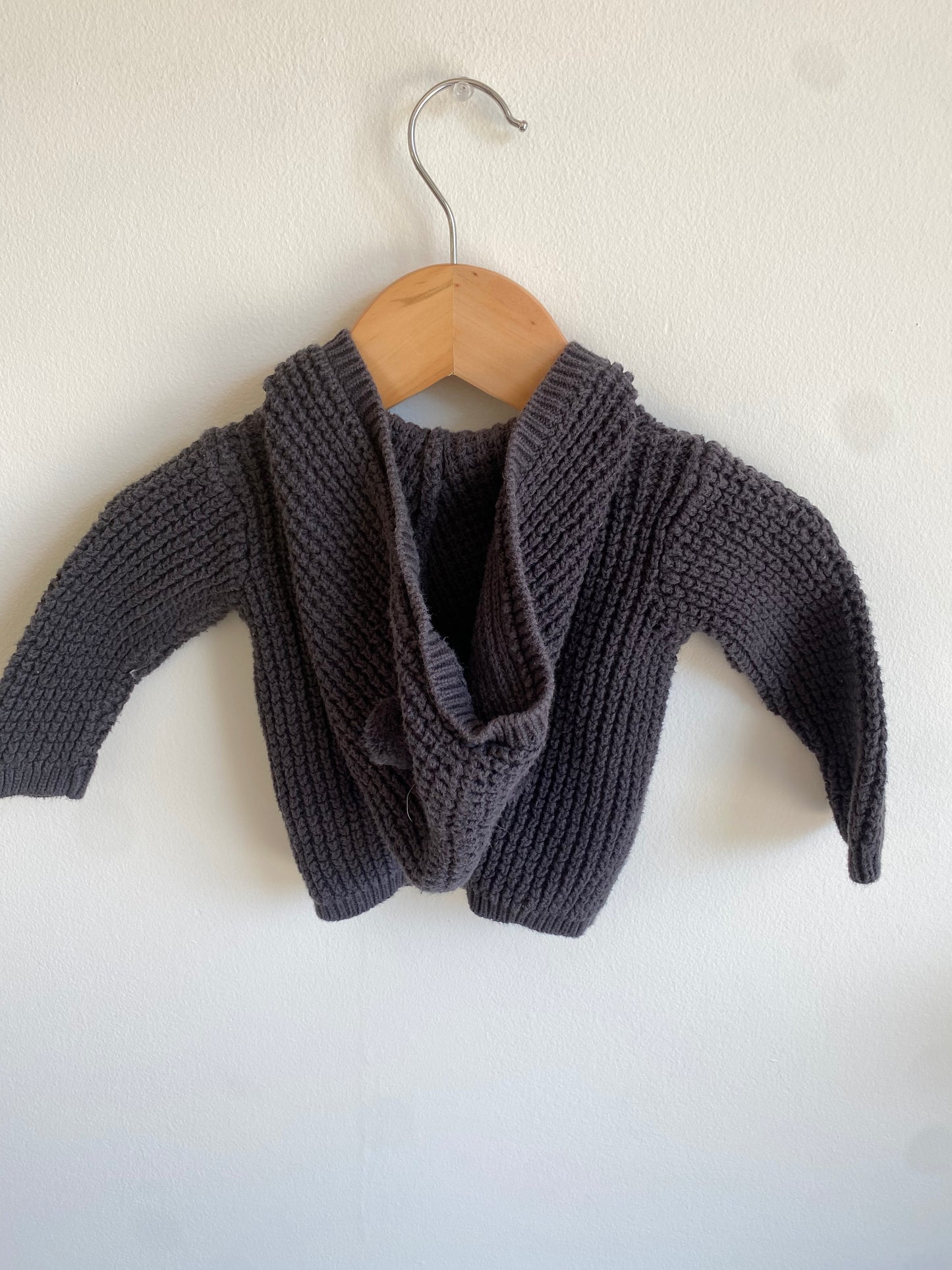 Hooded Dark Grey Sweater / 3m
