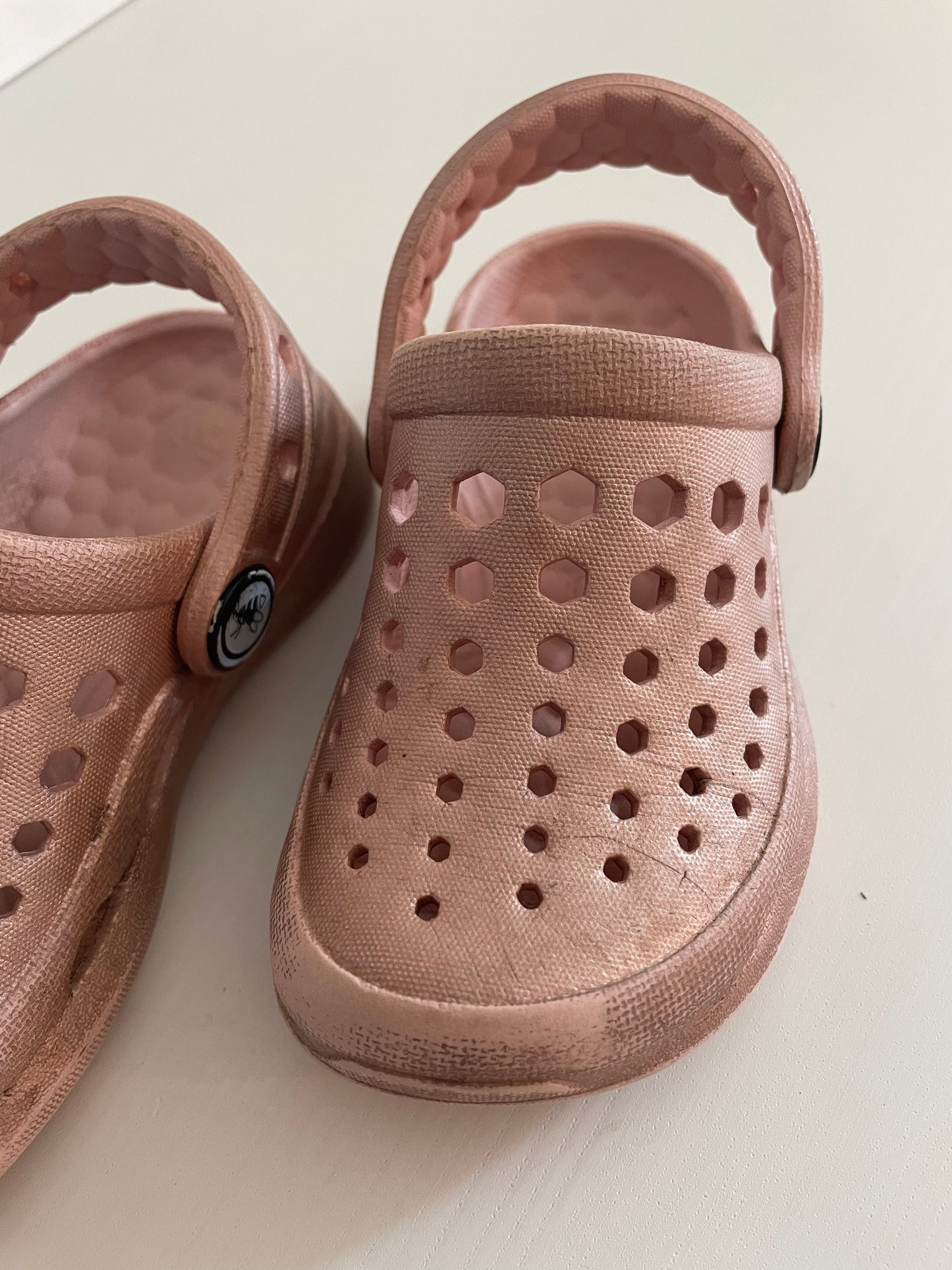 Pink Joybees Clogs / Toddler 6-7