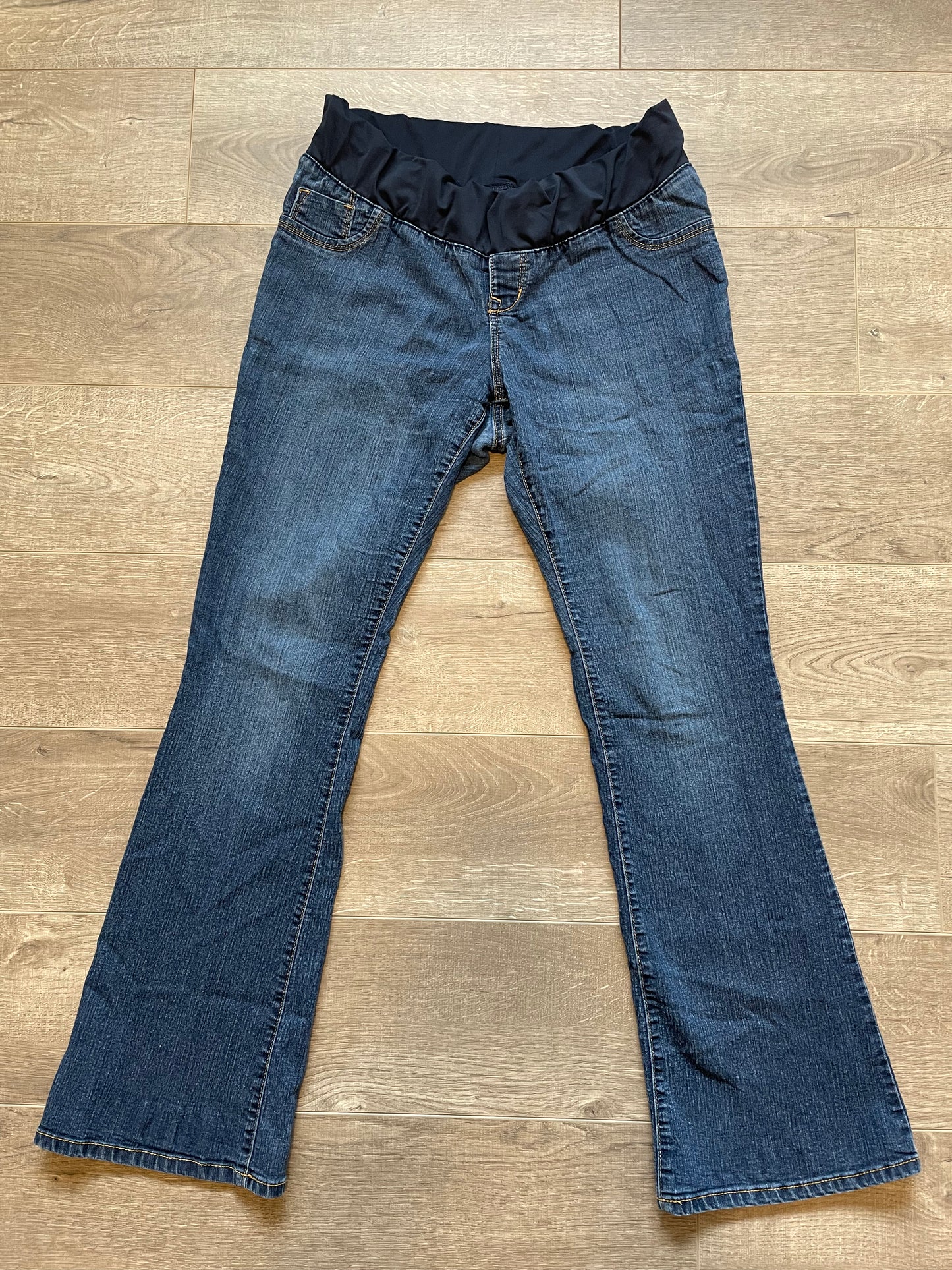 Boot-Cut Maternity Jeans / size 10