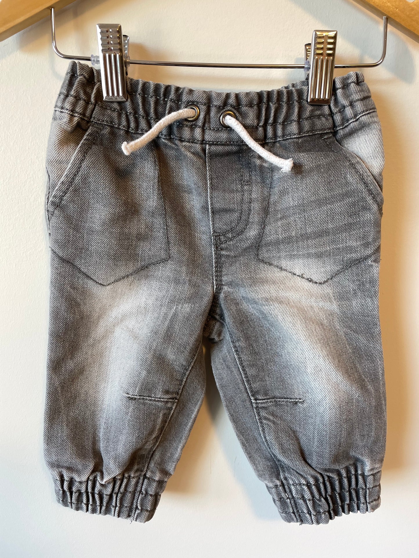 Grey wash Jeans / 3-6m